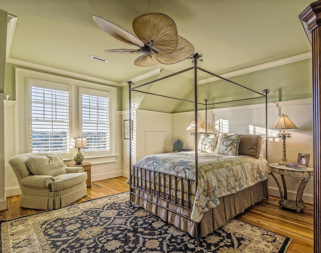 Bringing the Outdoors In: Decorating With Natural Elements